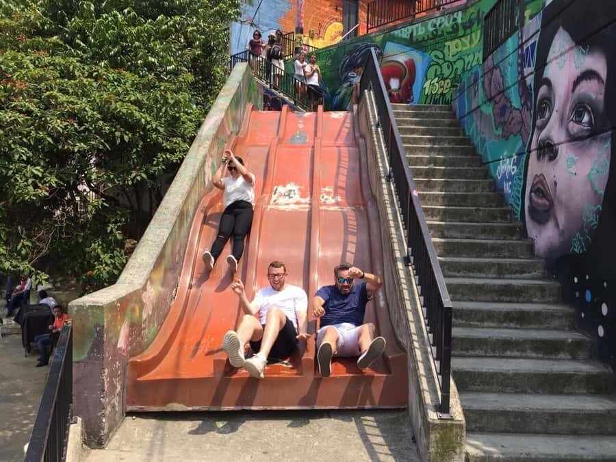 pablo, comuna 13 & cable car express tour - The cable car ride: views, but also why they matter