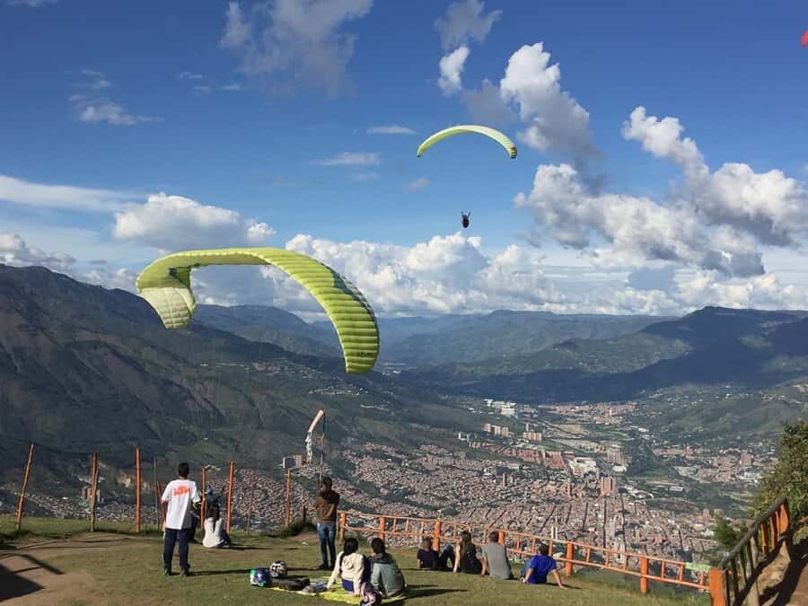 Paragliding the Andes from Medellín - The 20-minute flight: what you’ll actually remember