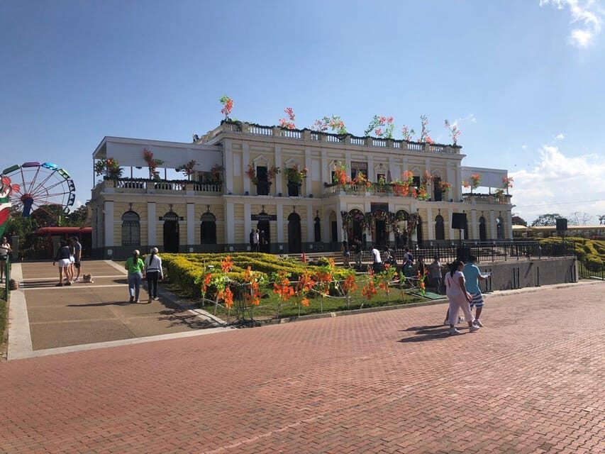 Parque del Café with Private Transportation and Tickets - What to Bring so the Day Feels Easy