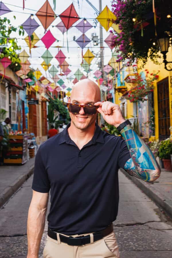photo session through the streets of cartagena - Who this works best for (and who might want something else)