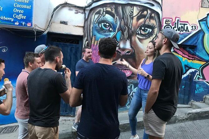 Private tour to Commune 13. - Arriving at Comuna 13: snacks, stairs, and street-level storytelling