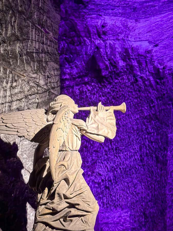 Salt Cathedral and Guatavita Lake with Lunch and Guide - Guatavita Lake and the El Dorado ritual at high altitude