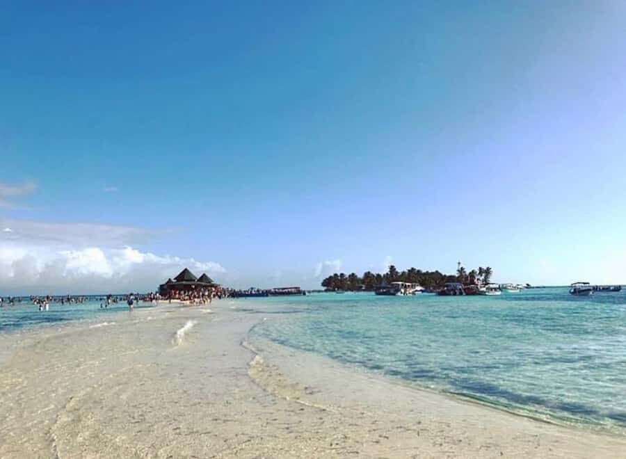 SAN ANDRES: BOAT TRANSFER + JOHNNY CAY - Johnny Cay: The Caribbean Beach You Can Reach Fast