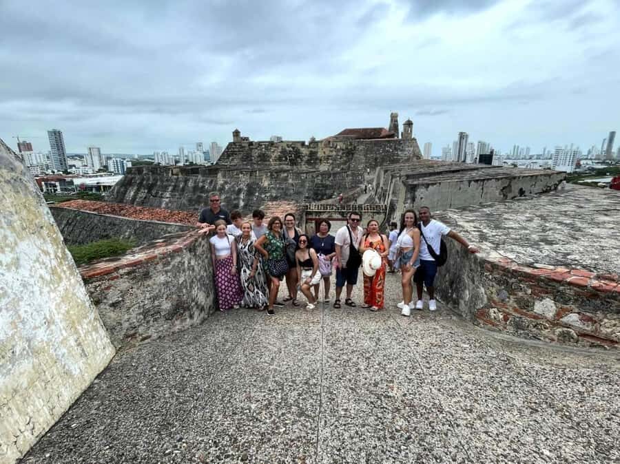 San Felipe Castle and Getsemani Walking Tour with tickets - Getsemaní murals and historic streets: how the guide makes Cartagena’s undercurrent make sense