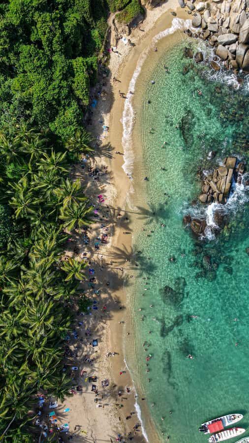 Santa Marta: Playa Cristal in Tayrona Parque Day Tour - Santa Marta Pickup and the Entrance Briefing