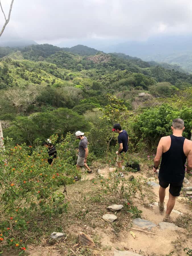 Santa Marta: Trekking in Minca Complete Waterfall Circuit - Oído del Mundo waterfall: the 45-minute photo stop that sets the mood