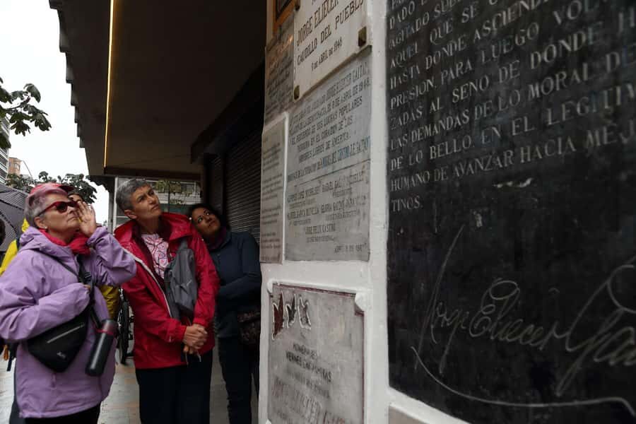 Shared Tour Colombian Conflict War, Drug Trafficking & Peace - Price Value: Why $13 Can Be a Smart Deal