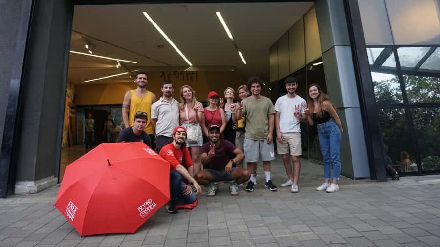 Shared Tour Medellin's Violence & Post-conflict after Pablo - A 3-hour walking lesson on Medellín after the cartel era