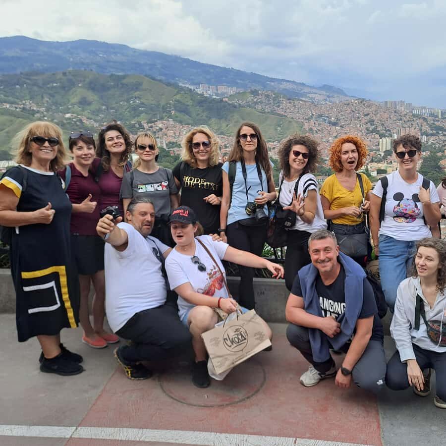 Shared Tour to Comuna 13 & Aurora Cable Car in Medellin - Aurora cable car: the viewpoint shift you’ll feel immediately