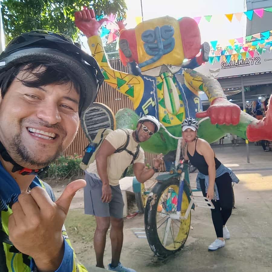 Tour in bike in Barranquilla - Parque Los Fundadores: a calmer pause between rides
