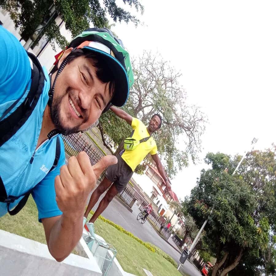 Tour in bike in Barranquilla - Plaza de la Aduana and San Nicolás Church: big meaning without the heaviness