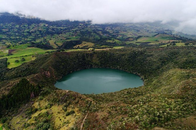 Village and Lake Guatavita Private Tour with Optional Lunch - Getting there: private transport, time on the road, and altitude reality