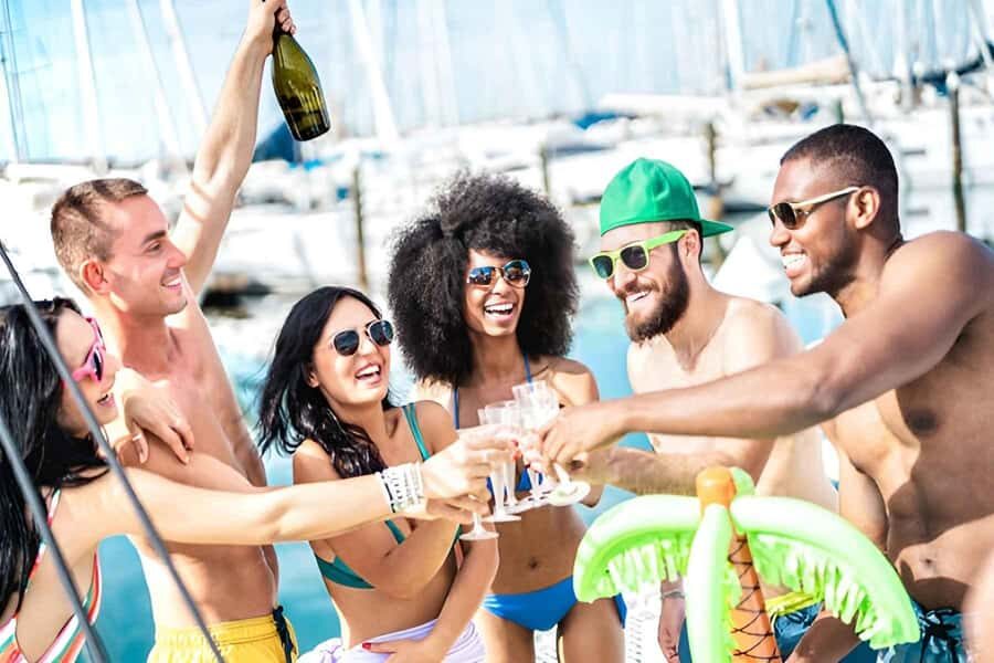 VIP 5 islands w.lunch,rum,vodka, beer, snorkeling, plankton - Drinks, open bar, and the DJ factor: fun built in, limits built in too