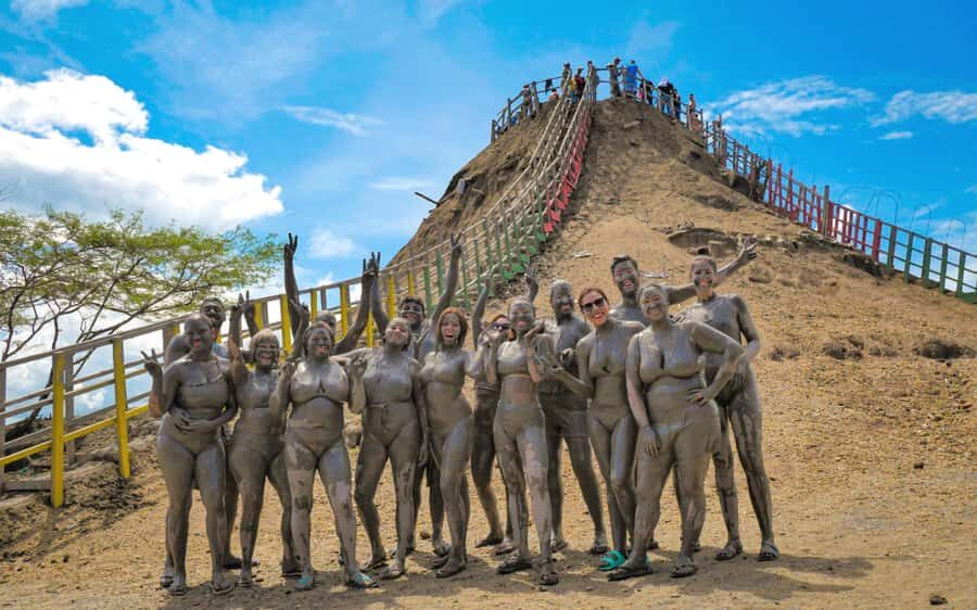 Volcan del Totumo + Playa + Piscina - Totumo + Playa in One Day: How the Flow Actually Works