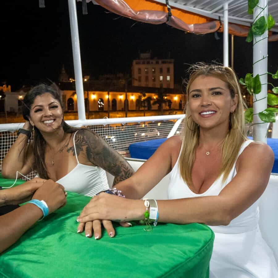 White Night Boat Party: Dinner Buffet, Dancing and Open Bar - Boarding “White Night” at Muelle de la Bodeguita (Door No. 4)