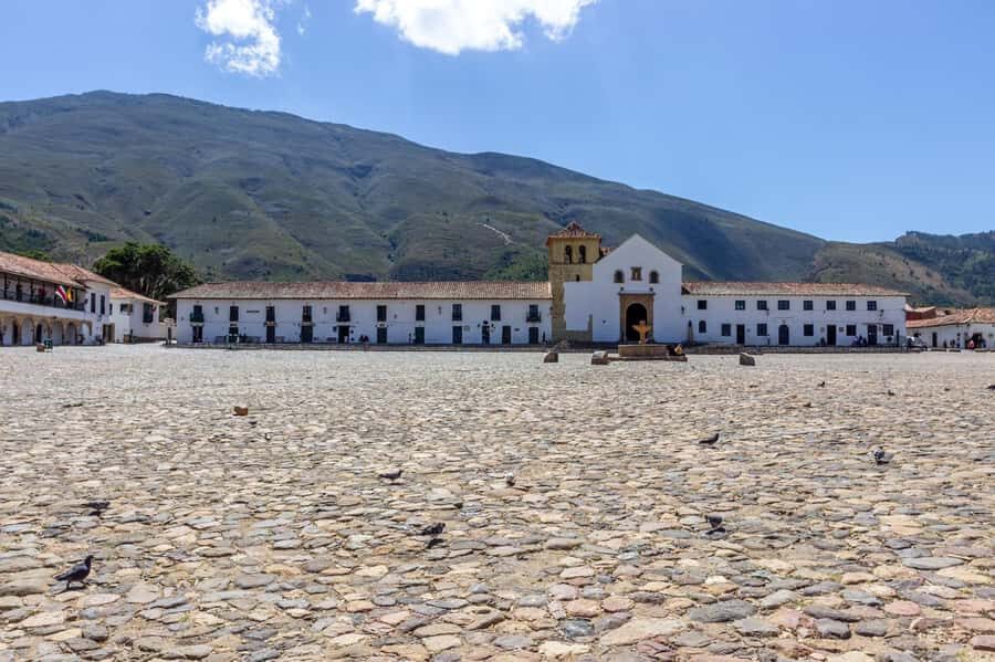 Zipaquirá Salt Cathedral & Villa de Leyva Tour 1 Day - Road Trip From Bogotá to Villa de Leyva: where the day starts